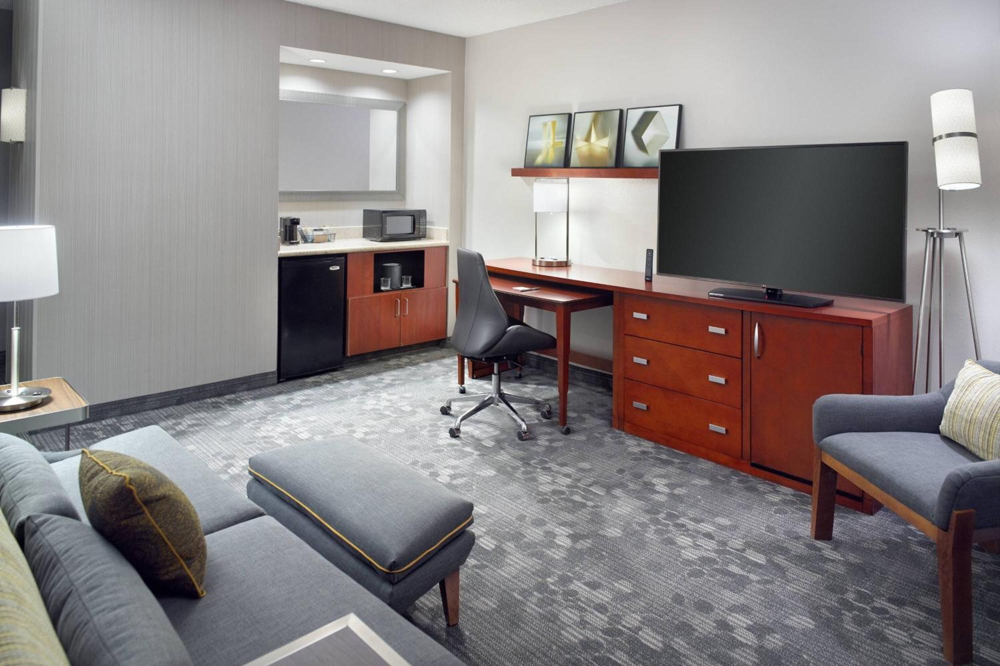 Courtyard Greenville Haywood Mall Ngoại thất bức ảnh